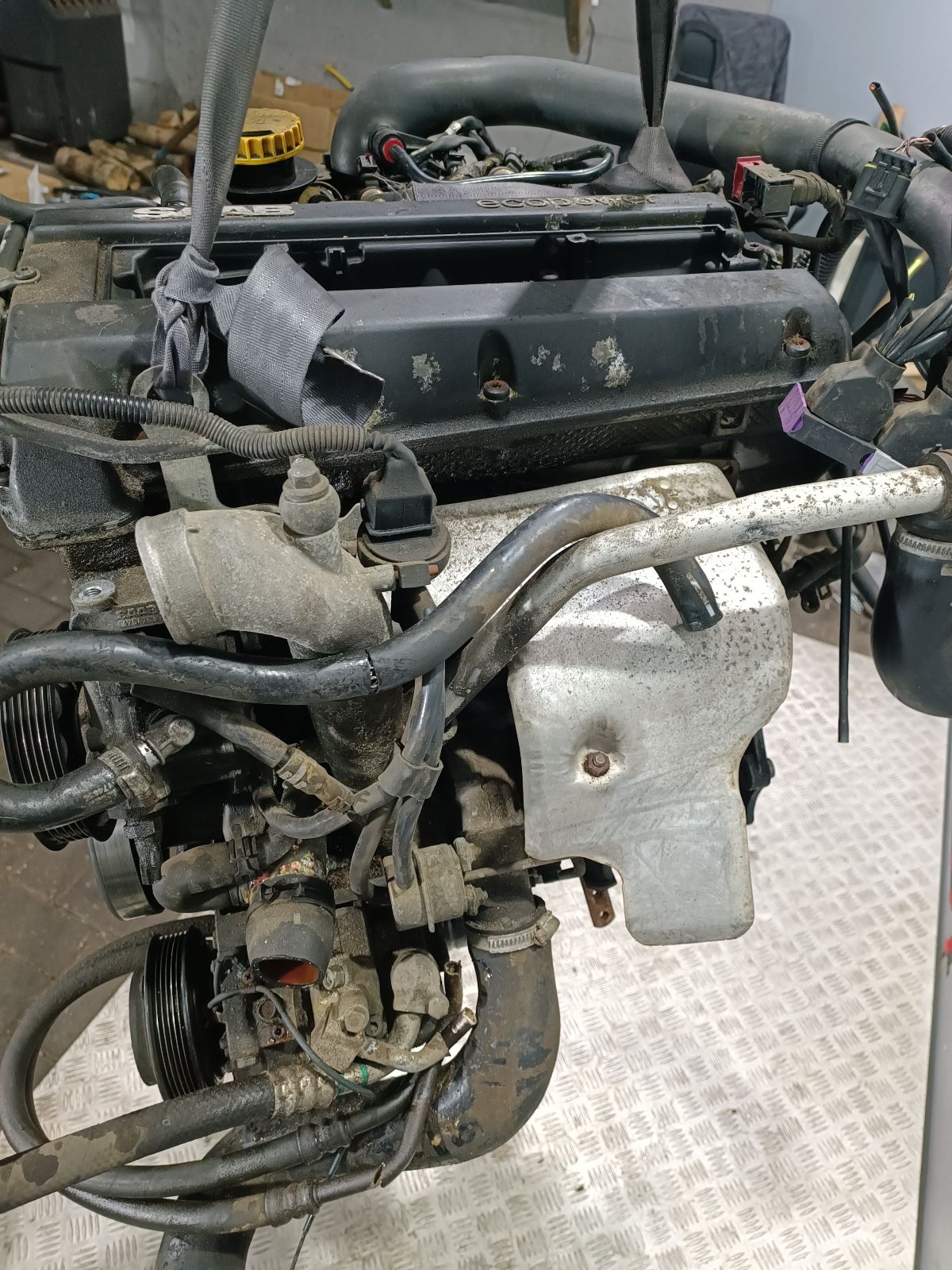 Двигатель B205EEM Saab 9-5 1 2.0 Бензин