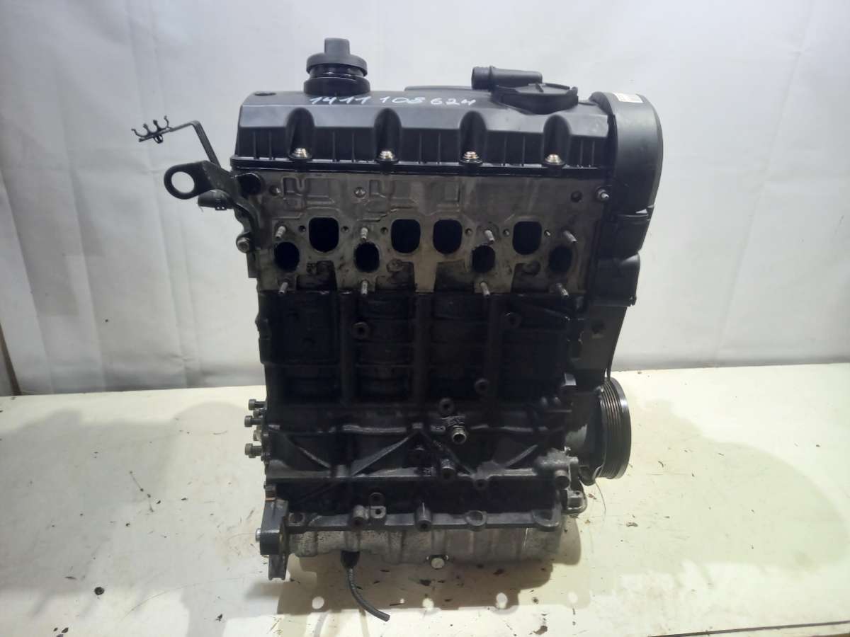 Двигатель BXE 097647 Volkswagen Passat B6 1.9 Дизель
