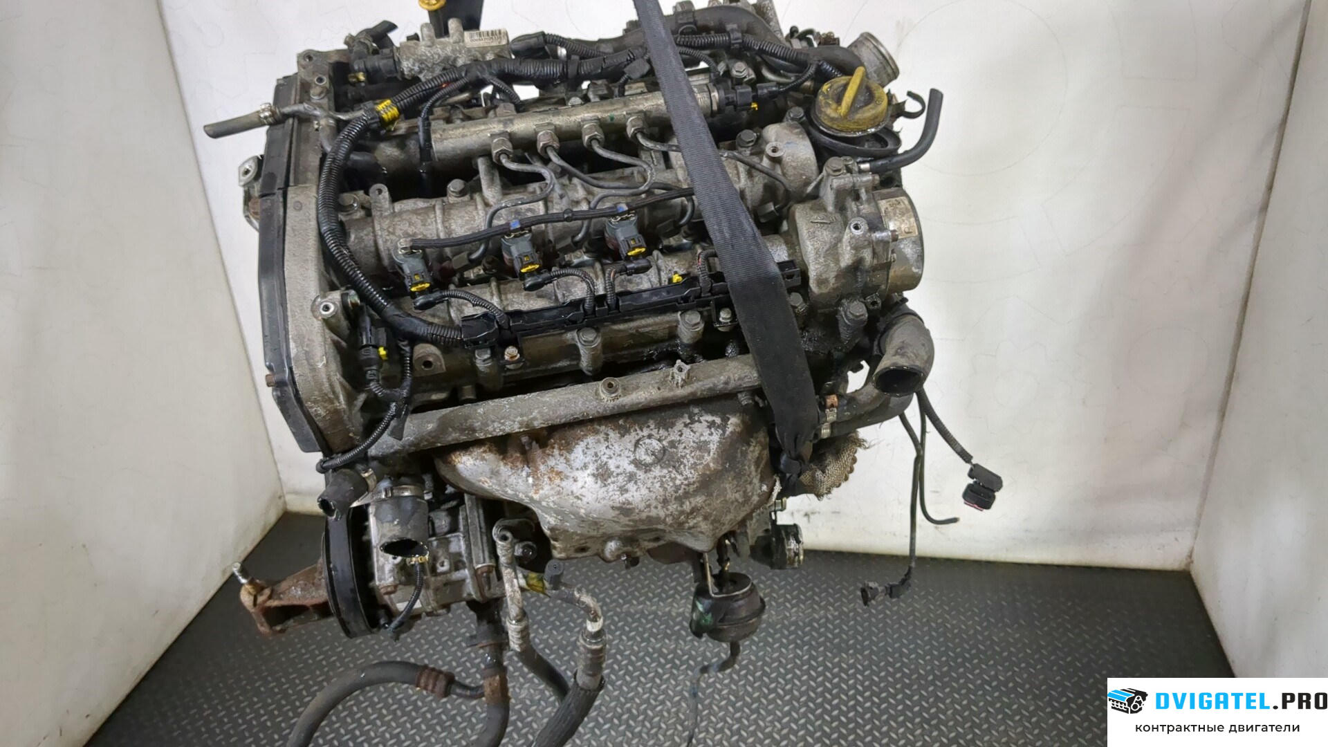 Двигатель Alfa Romeo GT 937 A5.000 1.9 л., Дизель, JTD, артикул 8872431