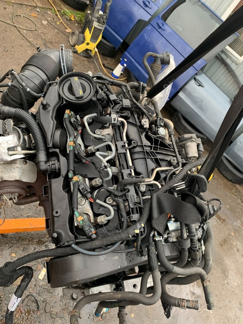 Двигатель CFF Volkswagen Passat B7 2.0 Дизель