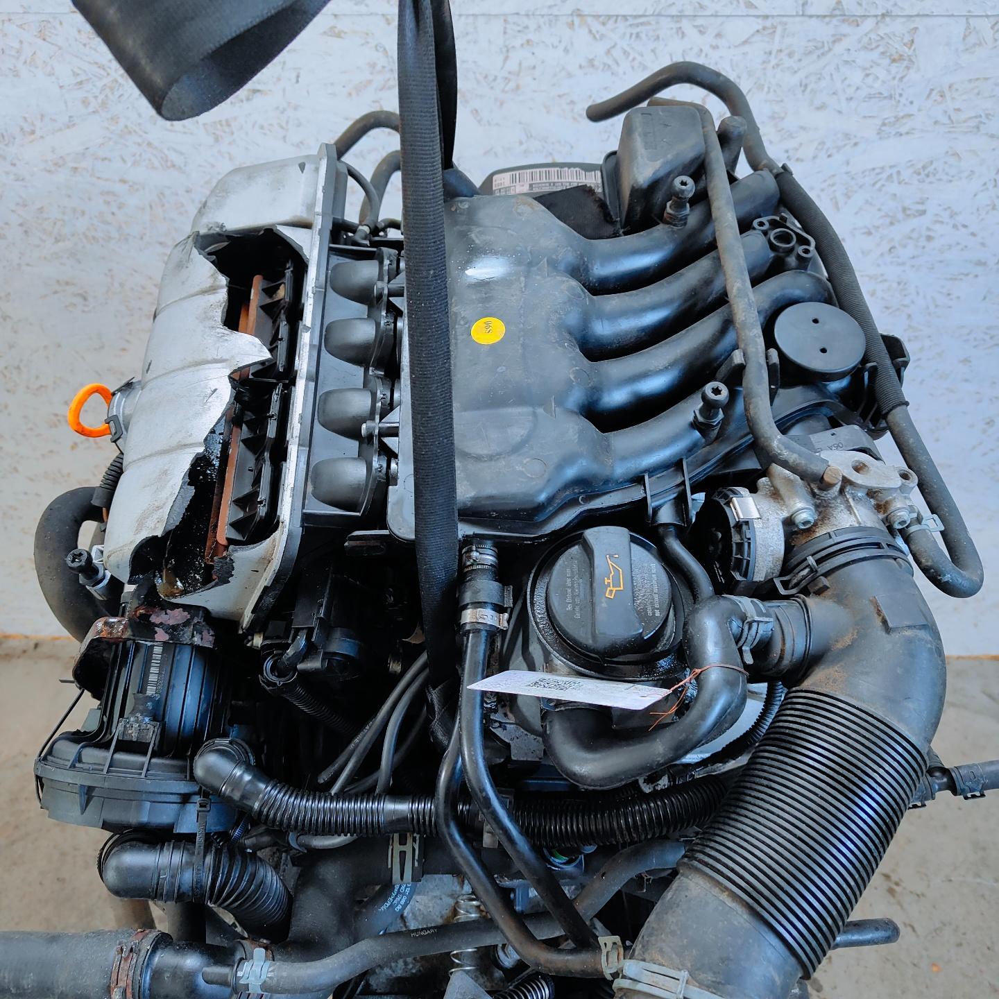 Двигатель AZJ Volkswagen Jetta 5 2.0 Бензин