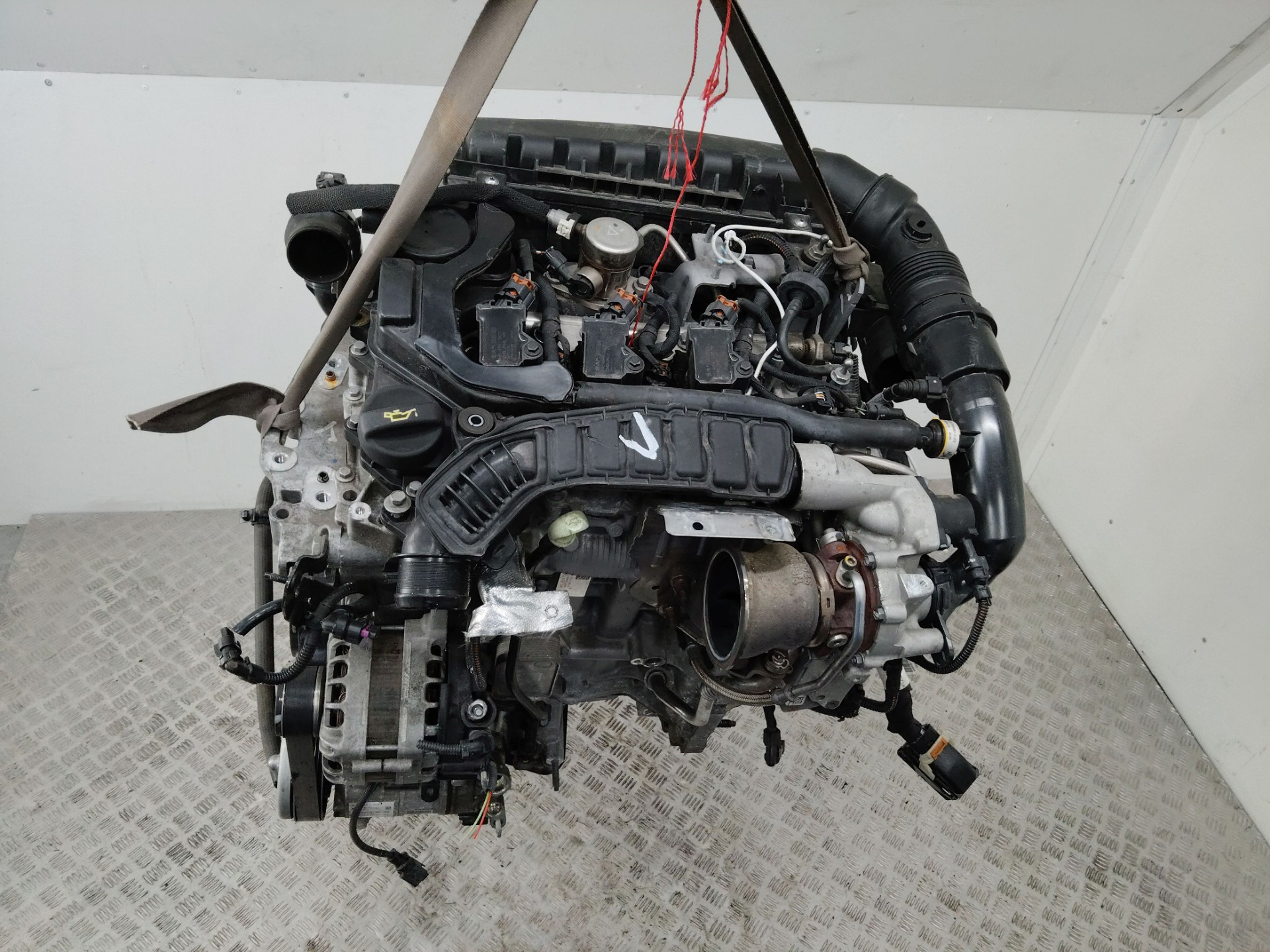 Двигатель PSA Peugeot 308 2 1.2 Бензин