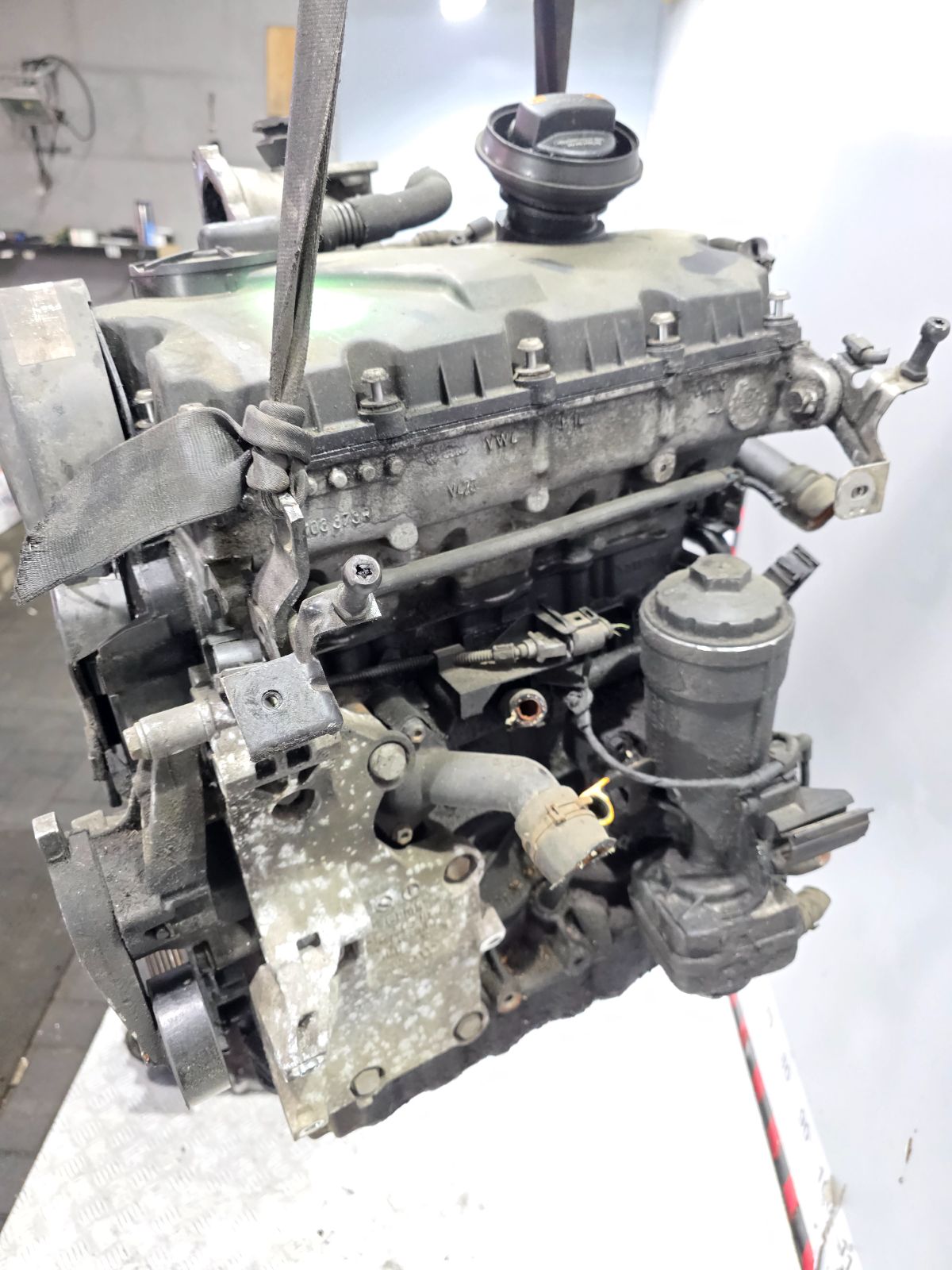 Двигатель BXE Volkswagen Passat B6 1.9 Дизель