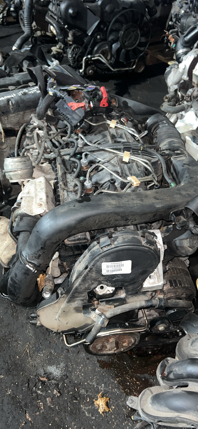 Двигатель D5244T10 Volvo V70 3 2.4 Дизель