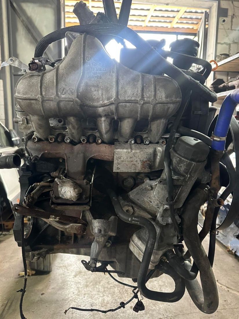 Двигатель BJM Volkswagen Crafter 1 2.5 Дизель