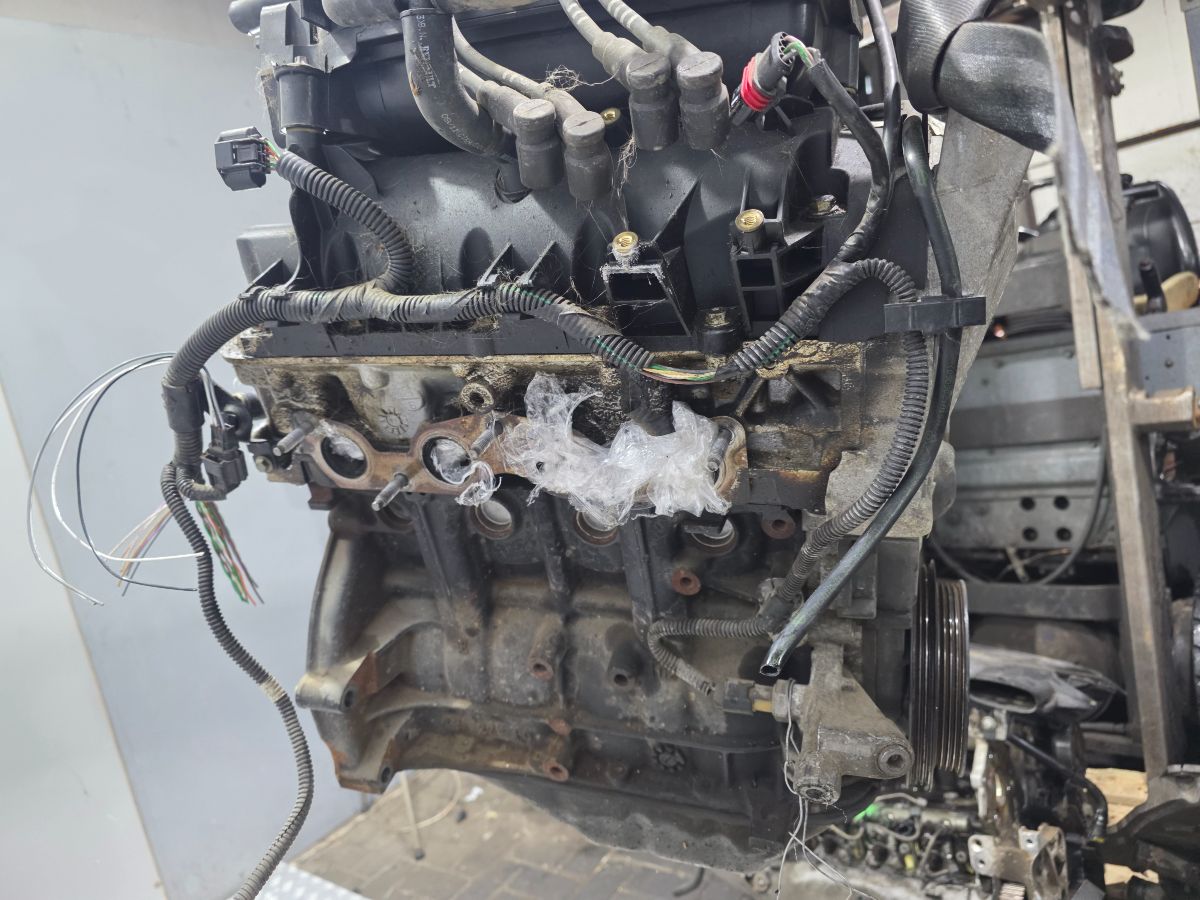 Двигатель D4f732 Dacia Sandero 1 1.2 Бензин