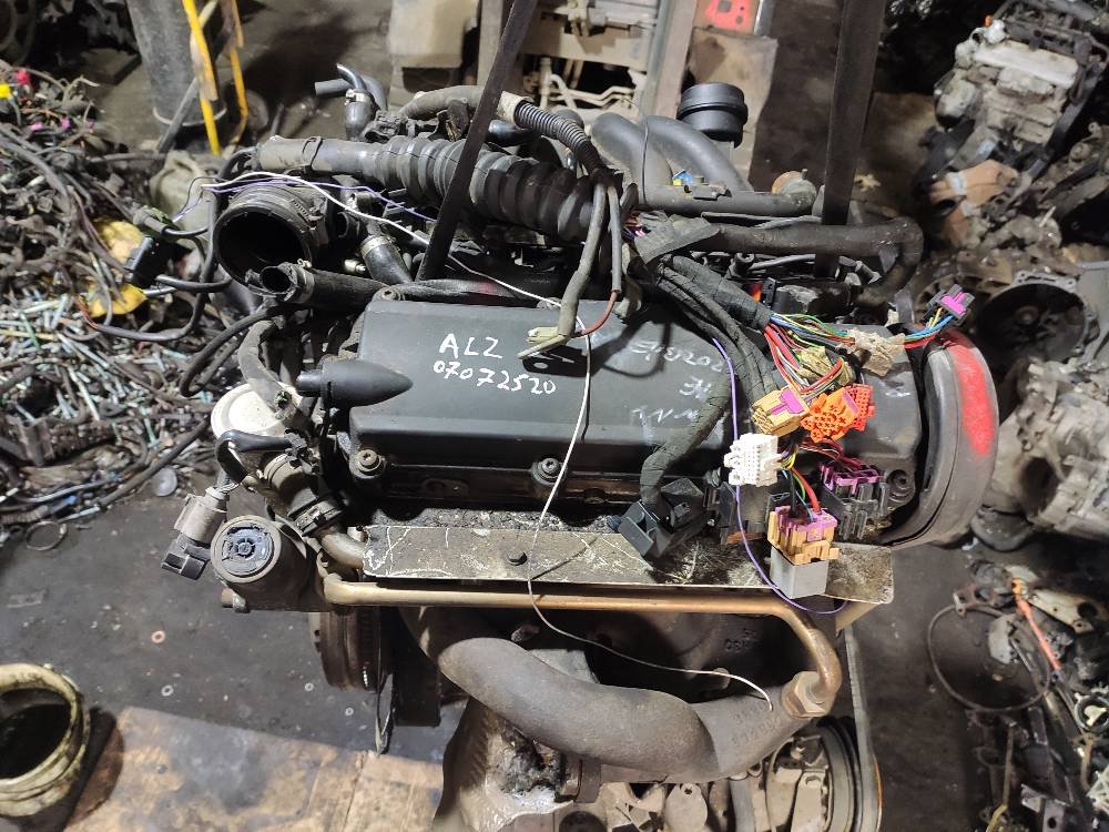Двигатель ALZ Volkswagen Passat B5 1.6 Бензин