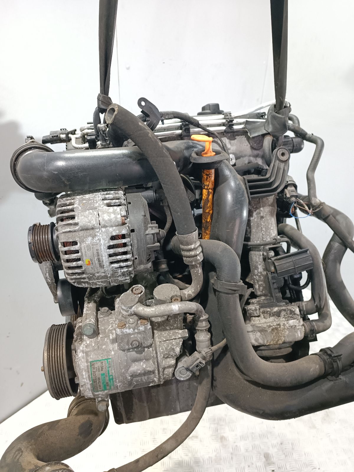 Двигатель BRU Volkswagen Golf 5 1.9 Дизель