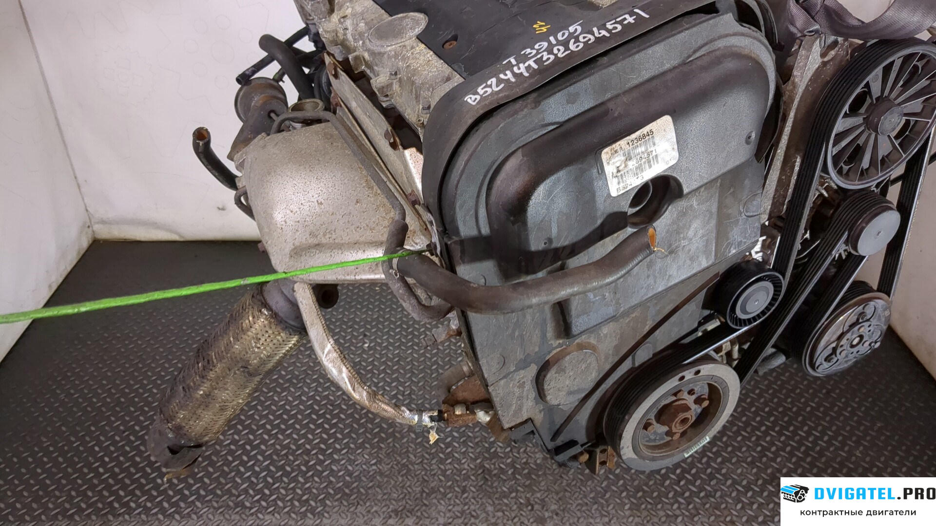 Двигатель Volvo V70 2001 - 2008 B5244T3 2.4 л., Бензин, Турбо-инжектор, артикул 8827321