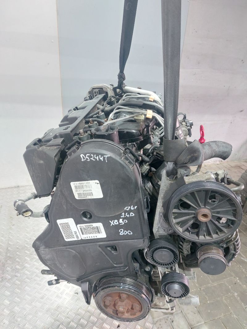Двигатель D5244t Volvo V70 2 2.4 Дизель
