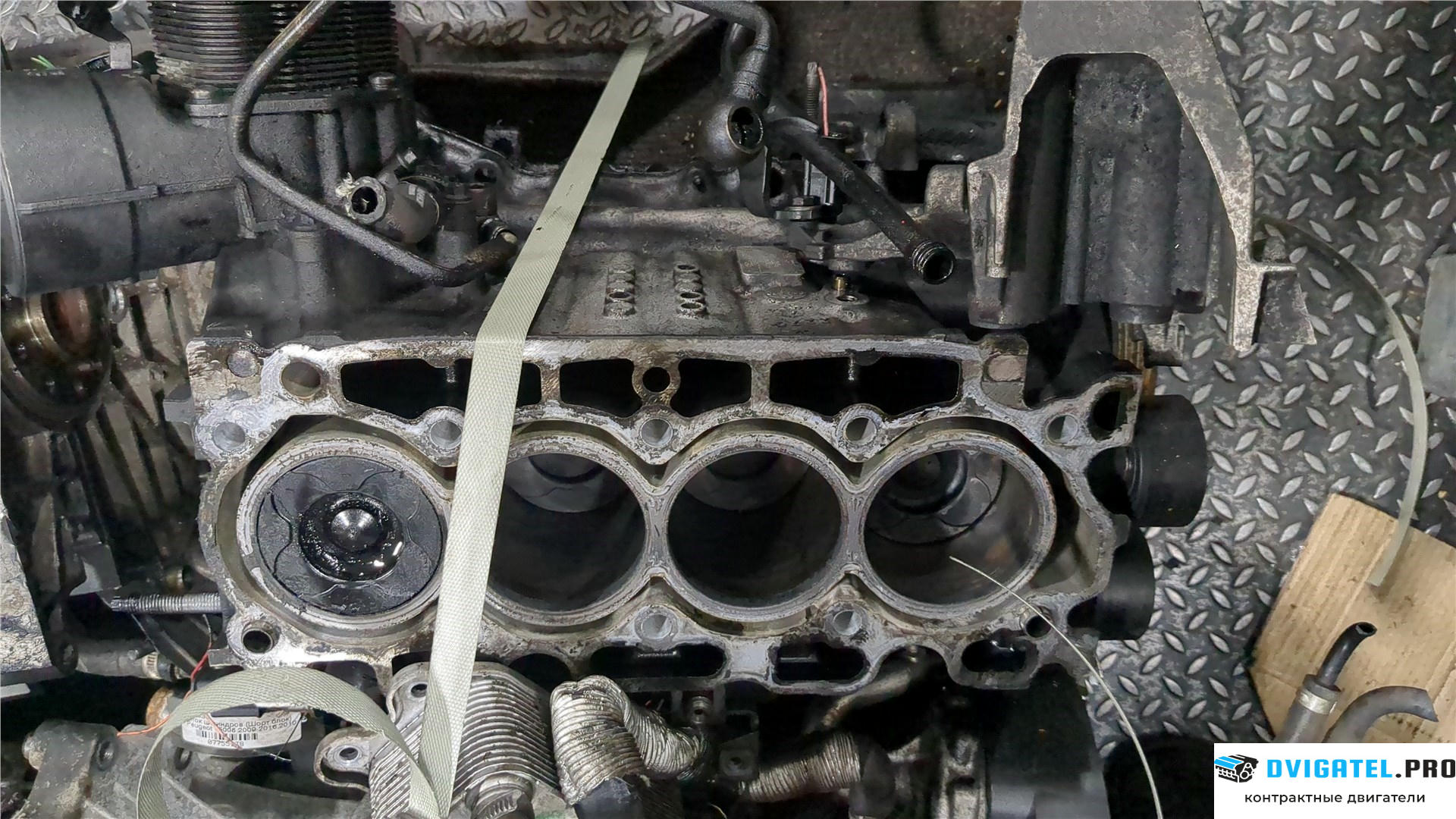 Шорт блок (Блок цилиндров) Peugeot 5008 2009 - 2016 9HZ,9HZP 1.6 л., Дизель, HDI, артикул 7755138