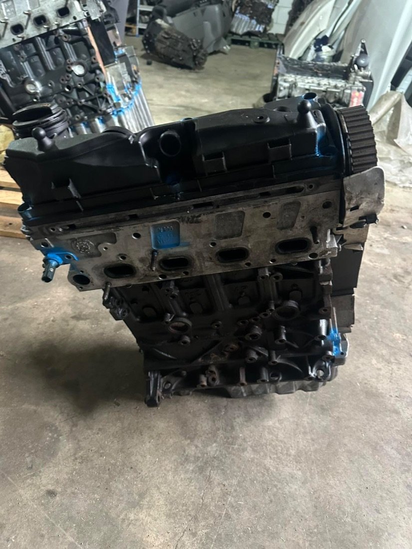 Двигатель CAA Volkswagen Multivan T5 restailing 2.0 Дизель