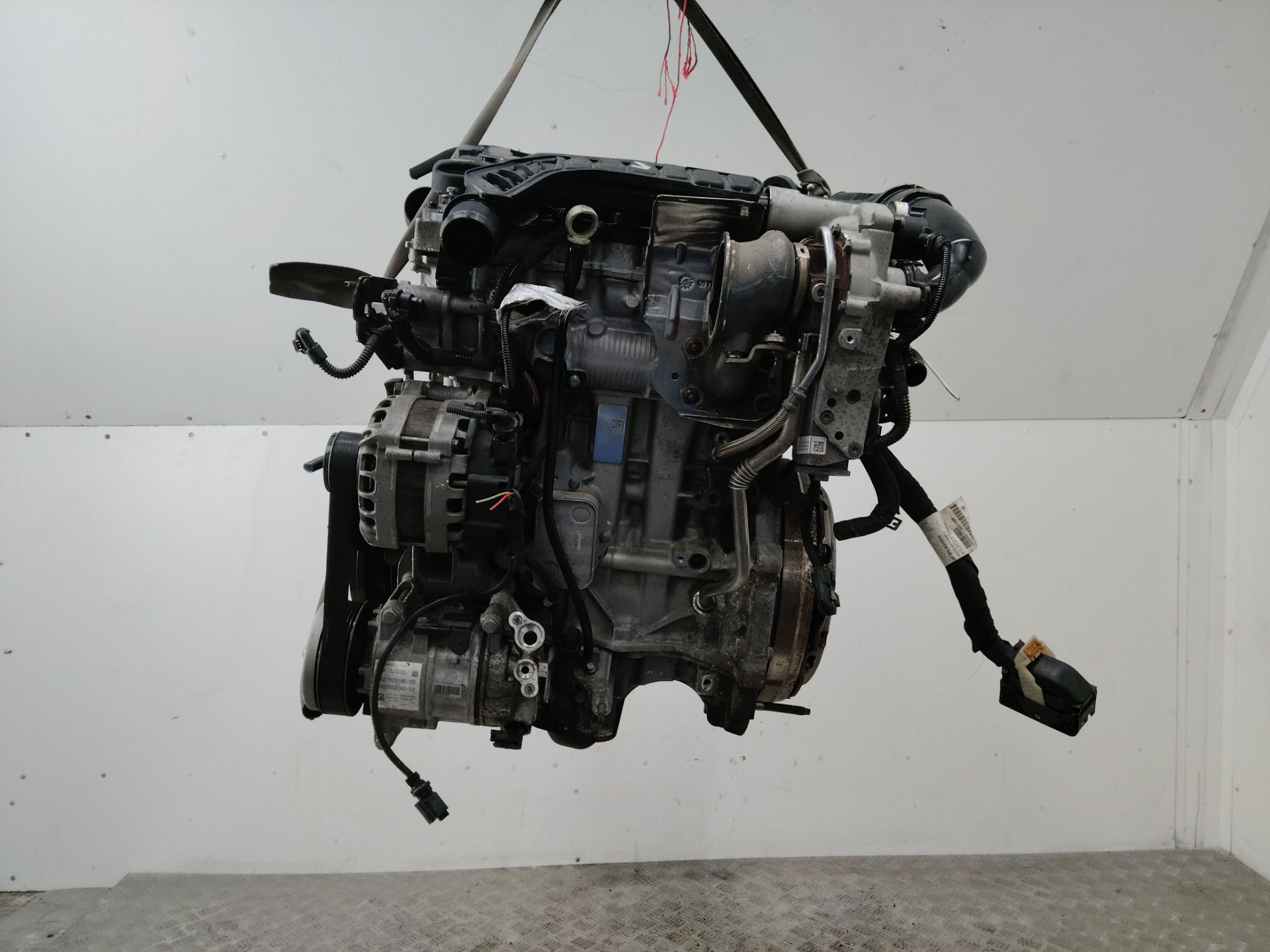 Двигатель PSA Peugeot 308 2 1.2 Бензин