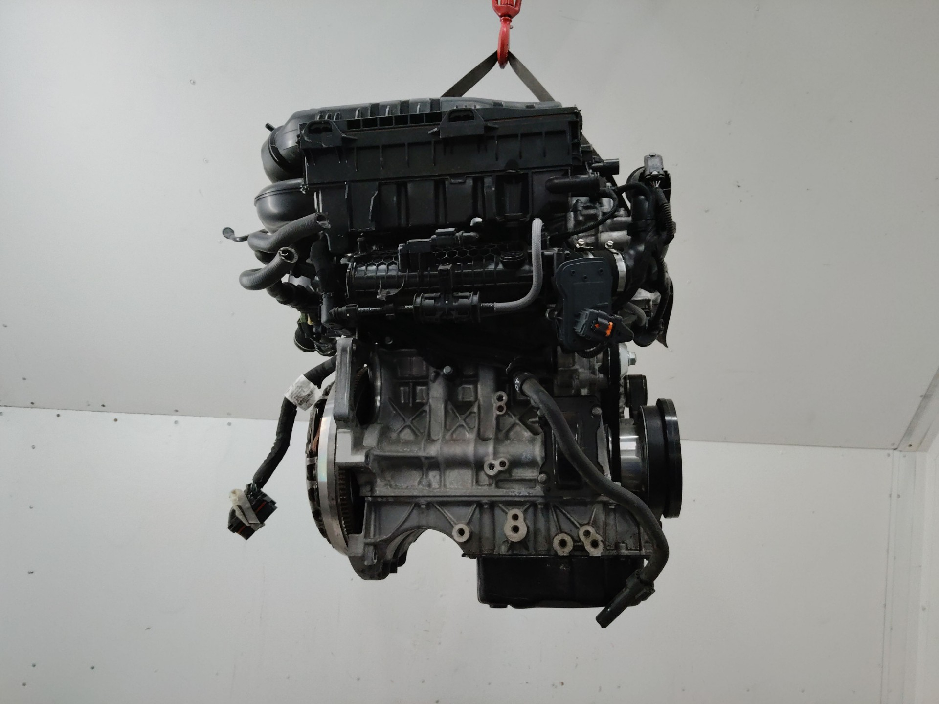 Двигатель PSA Peugeot 208 1.2 Бензин