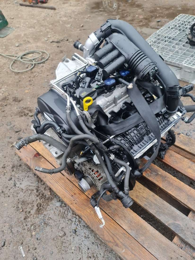 Двигатель CZE Volkswagen Passat B8 1.4 Бензин