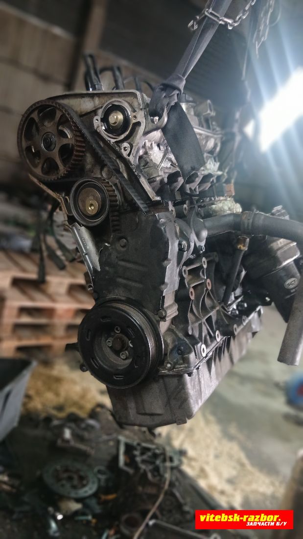 Двигатель AGN Volkswagen Golf 4 1.8 Бензин