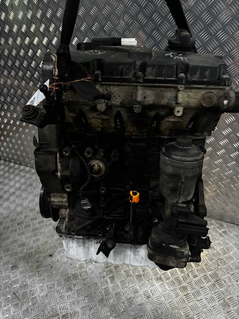 Двигатель BRR Volkswagen Transporter T5 1.9 Дизель