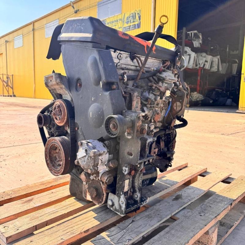 Двигатель 814043 Renault Master 2
