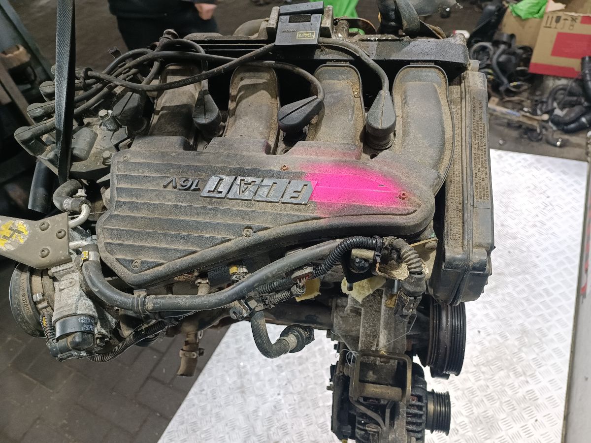 Двигатель 182B6000 Fiat Doblo 1 1.6 Бензин