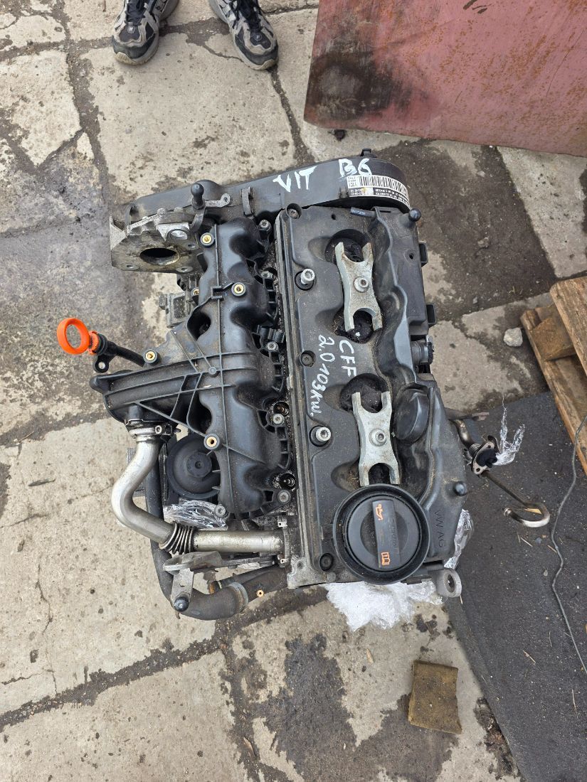 Двигатель CFF Volkswagen Passat B7 2.0 0