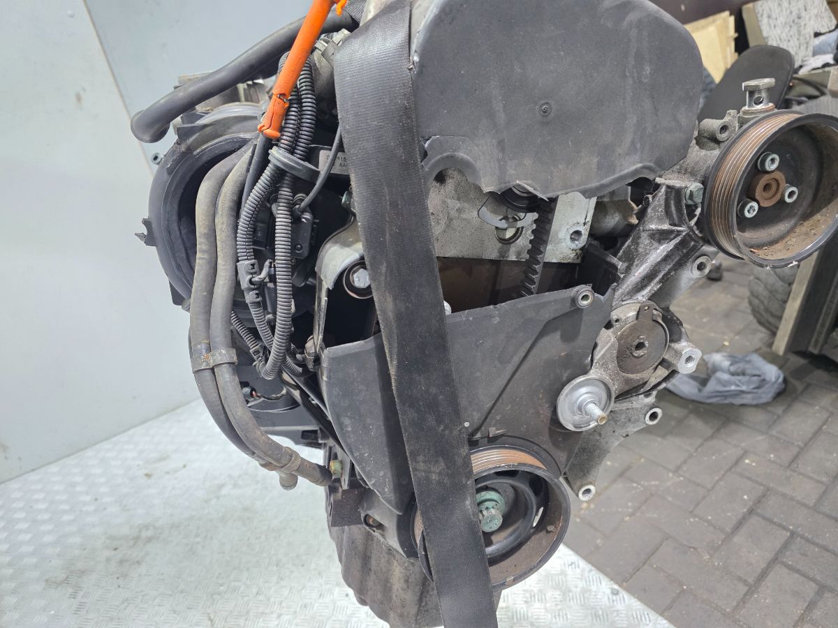 Двигатель BCB Volkswagen Golf 4 1.6 Бензин