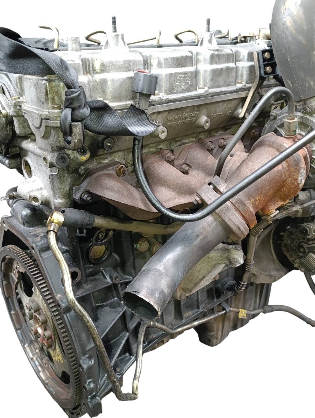 Двигатель A665925 SsangYong Rexton 1 2.7 Дизель