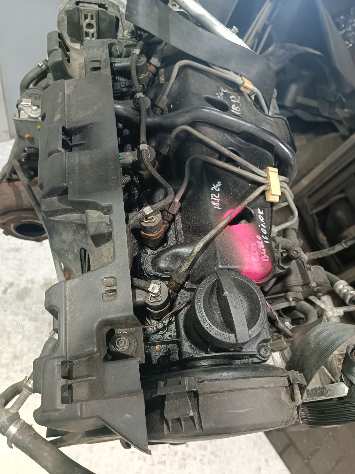 Двигатель D5244t Volvo V70 2 2.4 Дизель