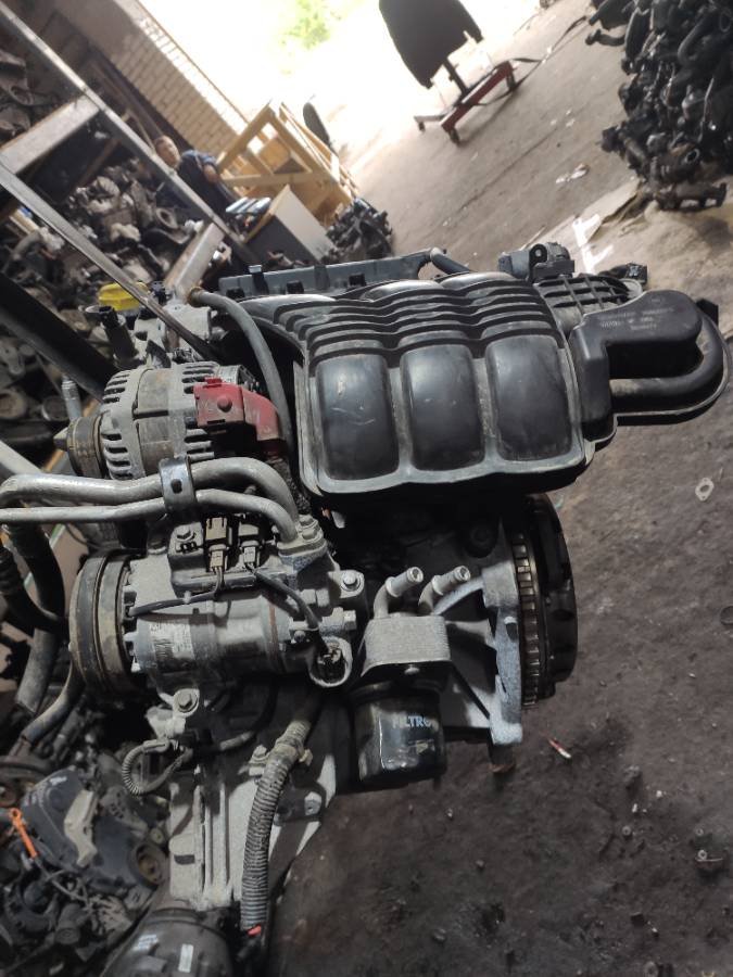 Двигатель B4DD403 Renault Twingo 3 1.0 Бензин
