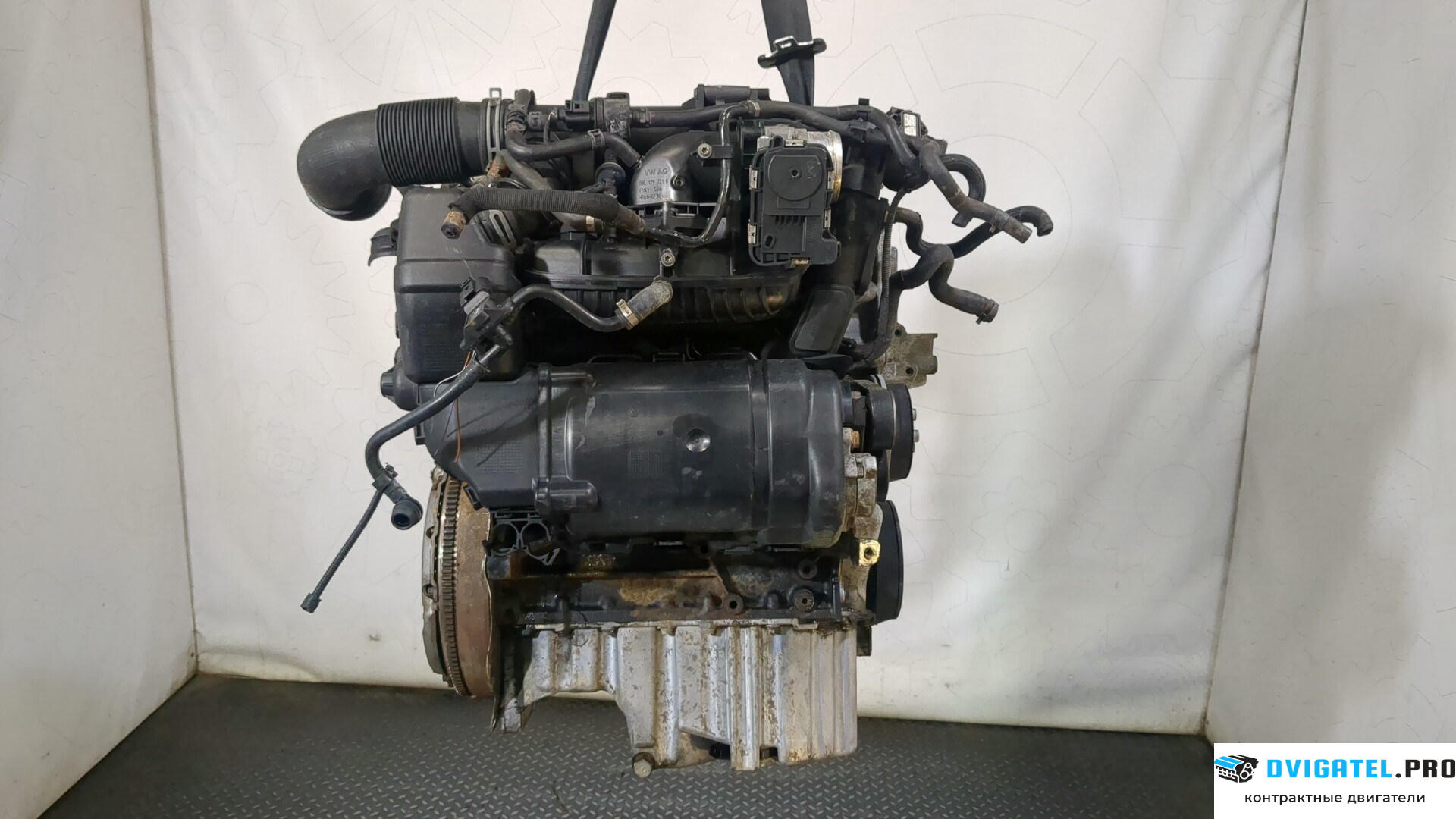 Двигатель Volkswagen Golf 5 2003 - 2009 BLG 1.4 л., Бензин, TSI, артикул 8974800