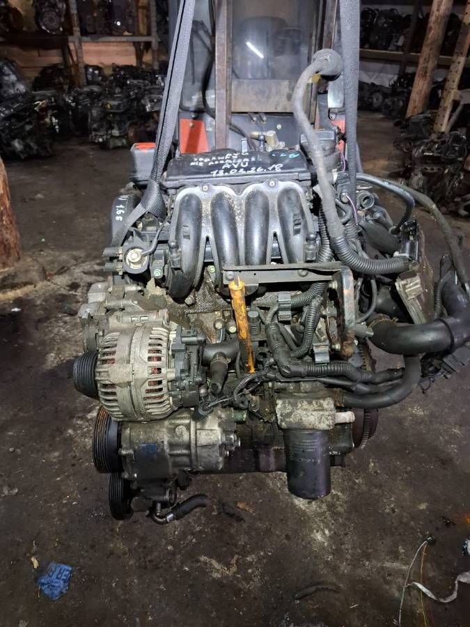 Двигатель AVU Volkswagen Golf 4 1.6 Бензин