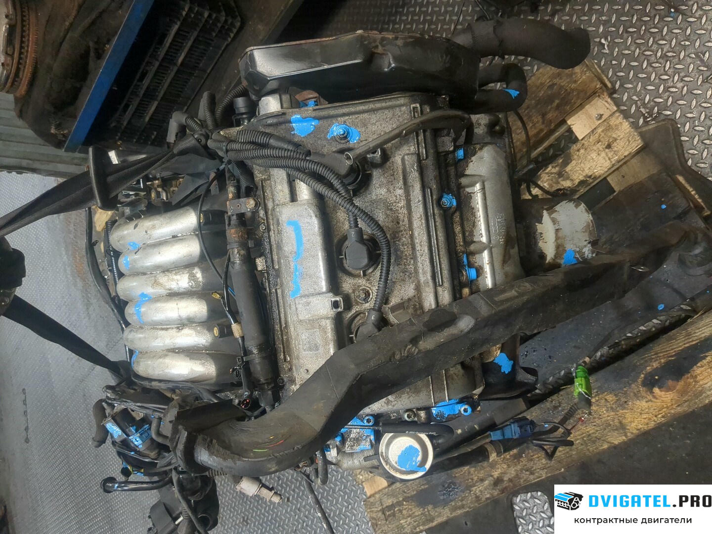 Двигатель Audi A4 B6 2000 - 2004 BDV 2.4 л., Бензин, Инжектор, артикул 8849424