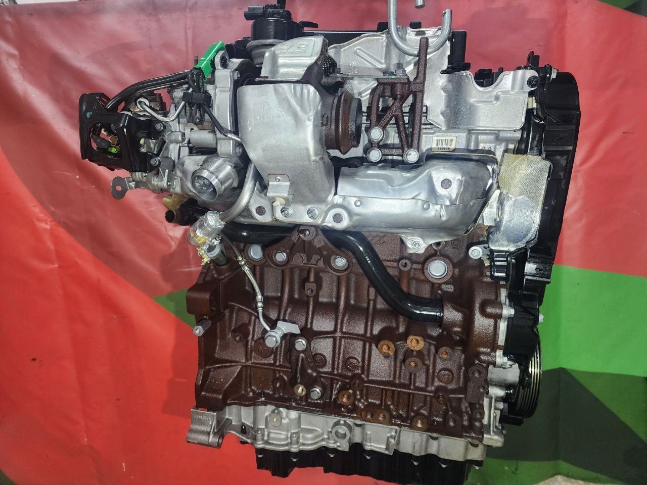 Двигатель AH01 Opel Zafira C 2.0 Дизель