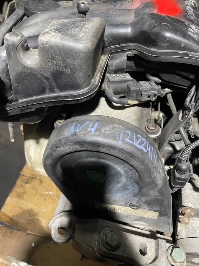 Двигатель AVU Volkswagen Golf 4 1.6 Бензин