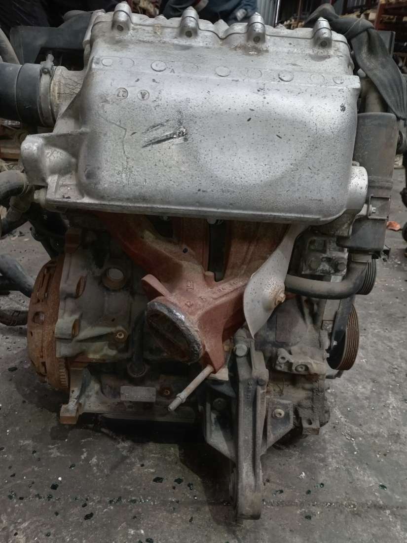 Двигатель G8TS7901 Renault Laguna 1 2.2 Дизель