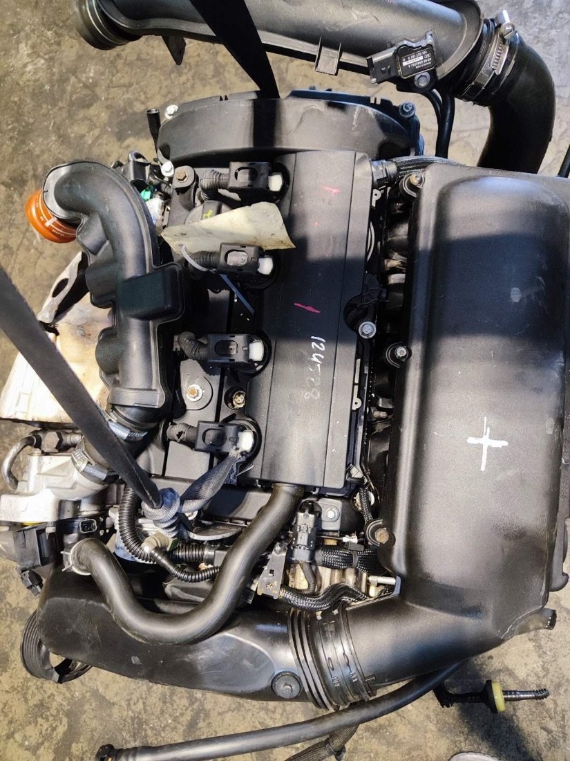 Двигатель 5F04 Peugeot 308 1 1.6 Бензин