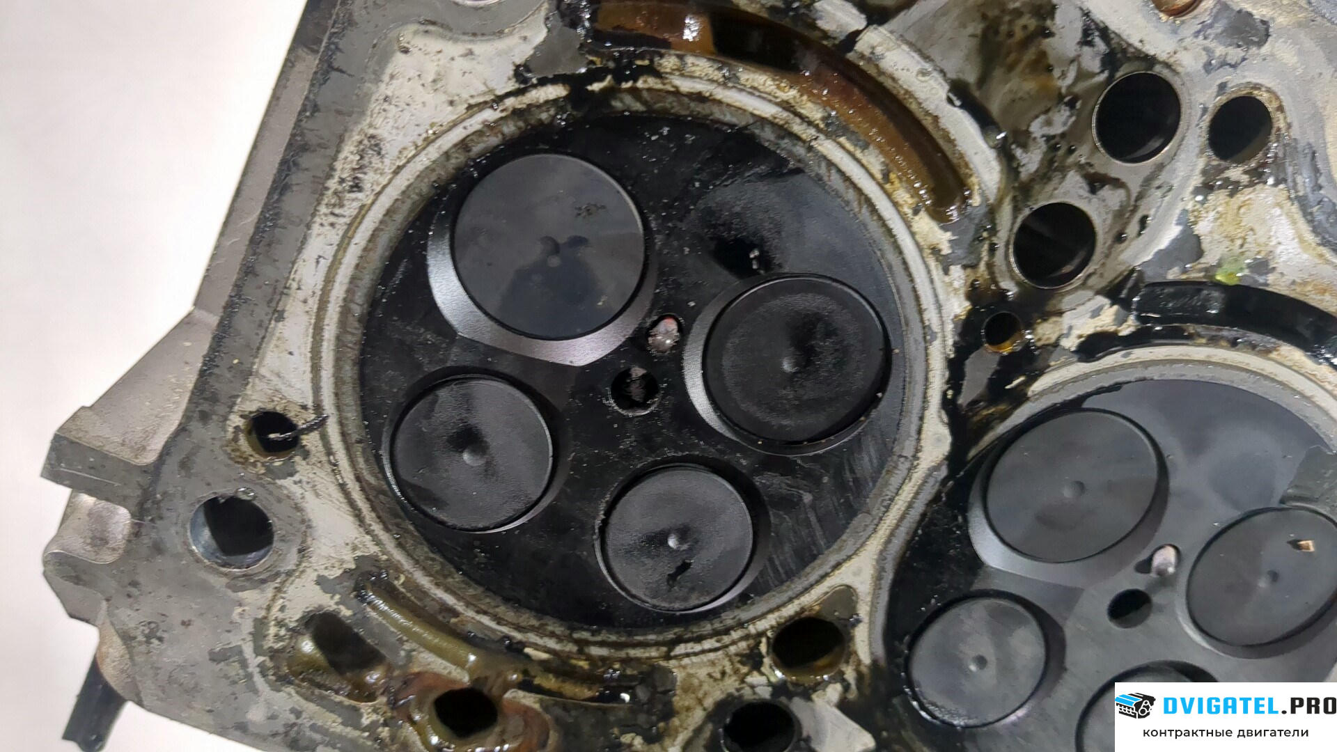 Головка блока цилиндров (ГБЦ) Mercedes C W204 2007 - 2013 OM 651.911 2.1 л., Дизель, CDI, артикул 8935557