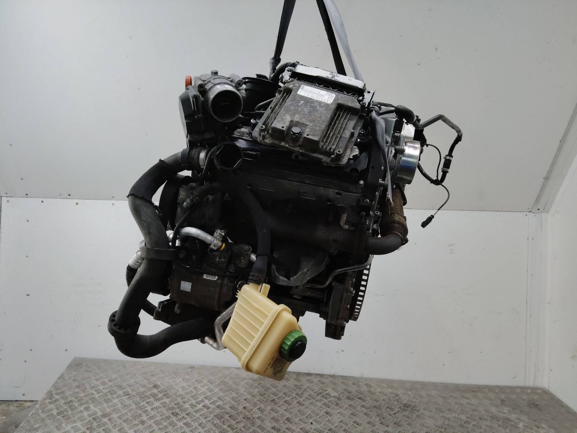 Двигатель BUG Audi Q7 4L 3.0 Дизель