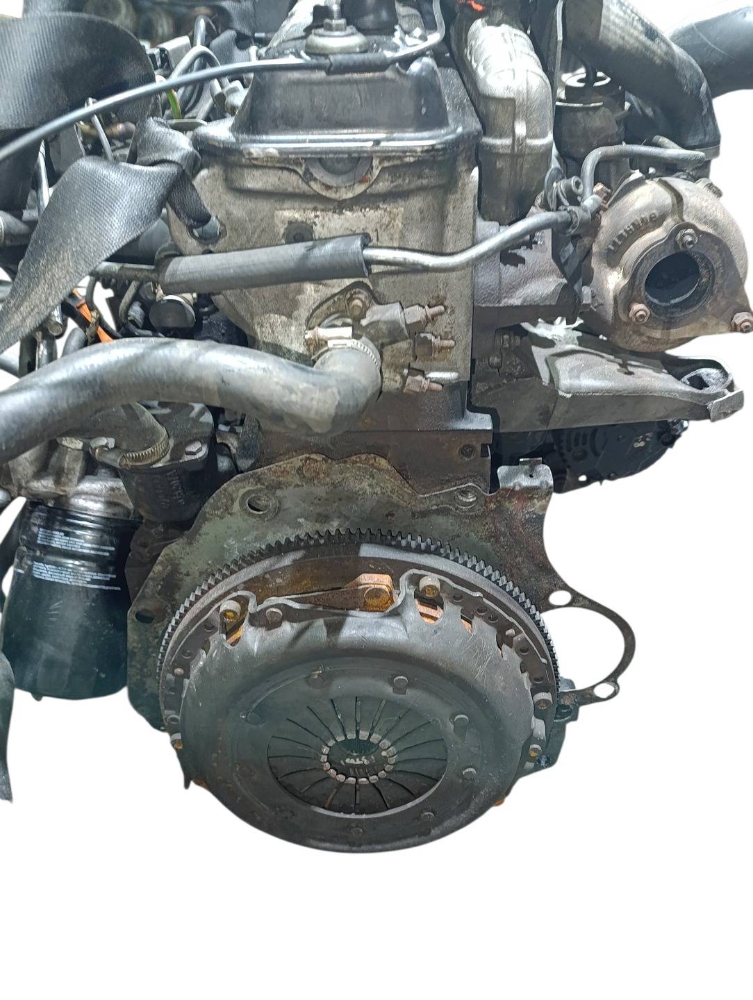 Двигатель AHU Audi 80 B3 1.9 Дизель