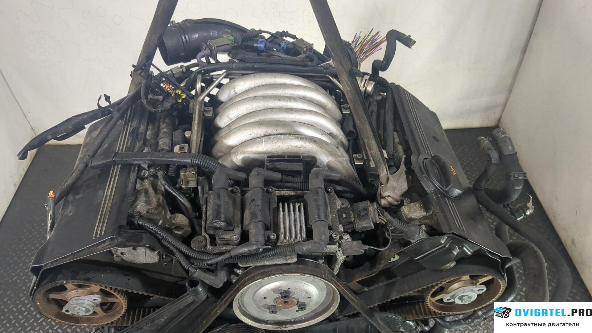 Двигатель Audi A4 B6 2000 - 2004 BDV 2.4 л., Бензин, Инжектор, артикул 8698010
