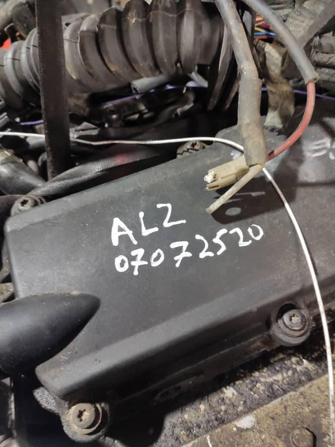 Двигатель ALZ Volkswagen Passat B5 1.6 Бензин