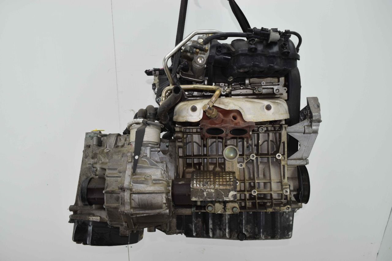 Двигатель BGU Volkswagen Golf 5 1.6 Бензин