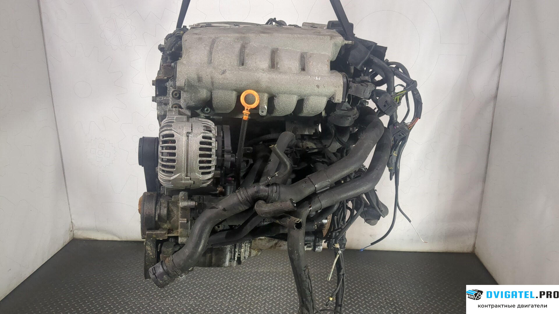 Двигатель Volkswagen Passat 5 2000 - 2005 AZX 2.3 л., Бензин, Инжектор, артикул 8903279