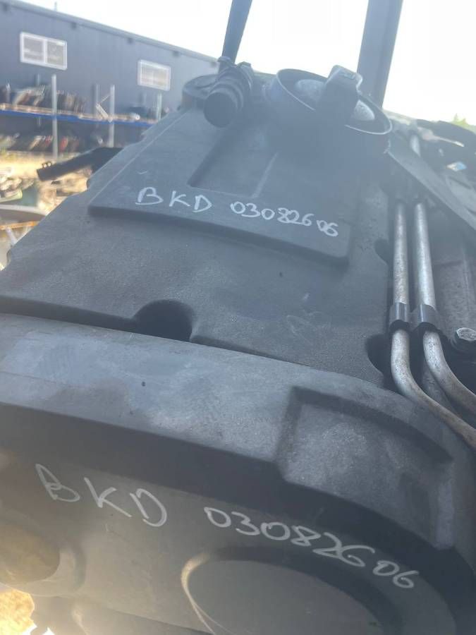 Двигатель BKD Volkswagen Passat B6 2.0 Дизель