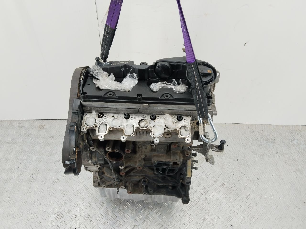 Двигатель CAA Volkswagen Transporter T5 2.0 Дизель