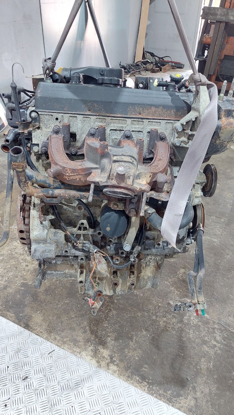 Двигатель J7RQ732 Renault Safrane 2 2.0 Бензин