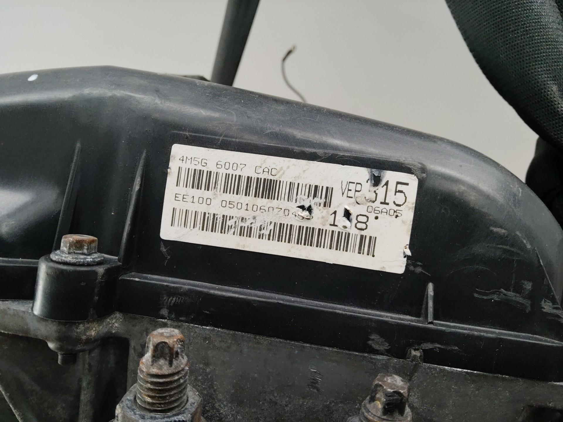 Двигатель B4184SF Volvo S40 2 1.8 Бензин