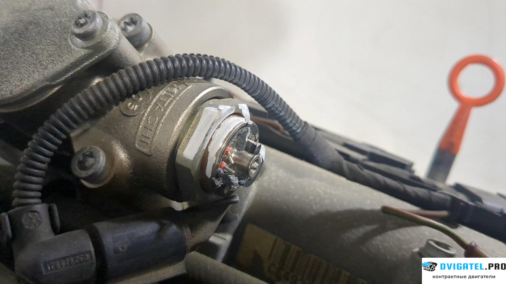 Двигатель Volkswagen Touran 2003 - 2006 BLF 1.6 л., Бензин, FSI, артикул 8894294