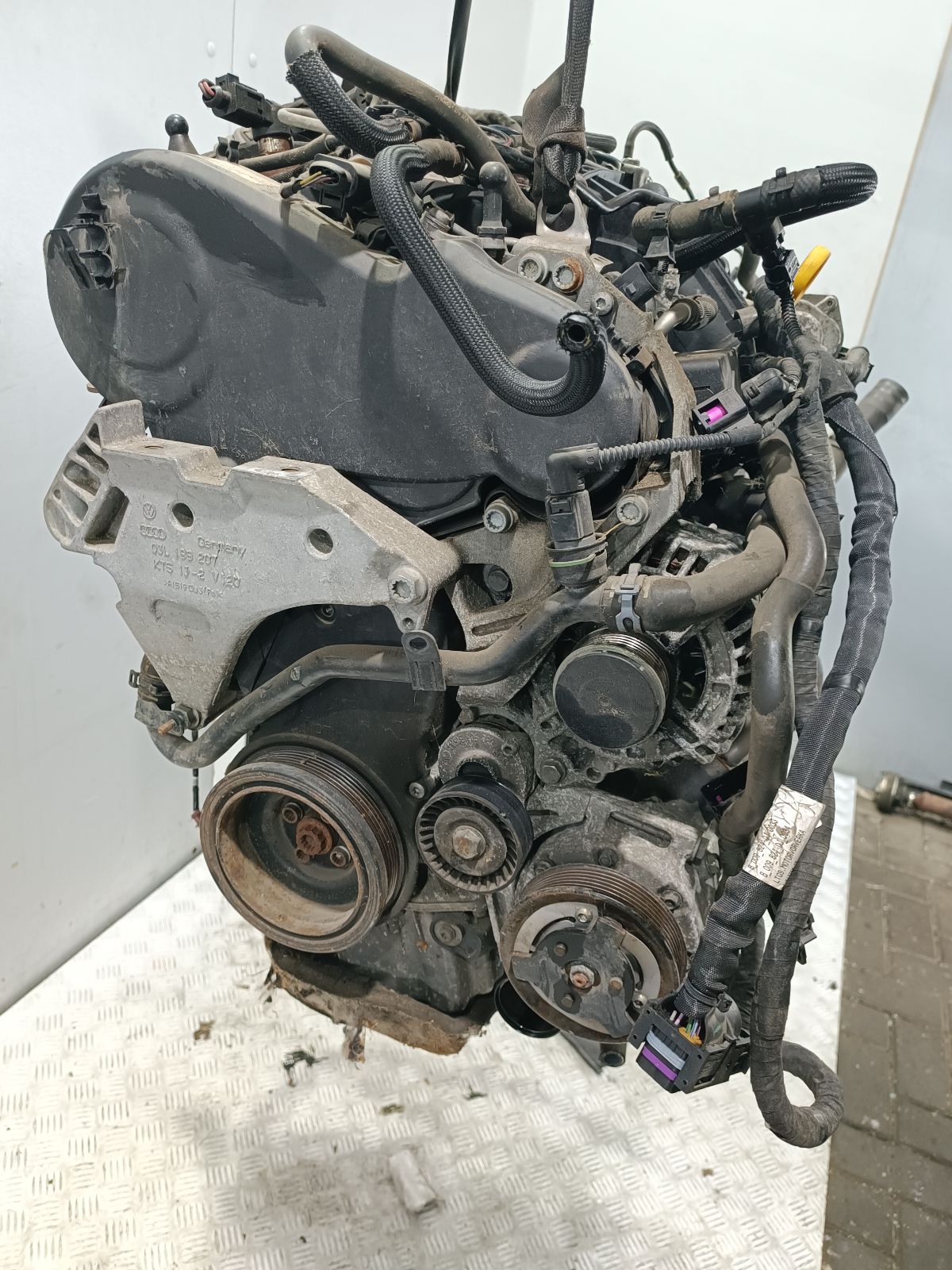 Двигатель CAYZ Volkswagen Caddy 3 1.6 Дизель