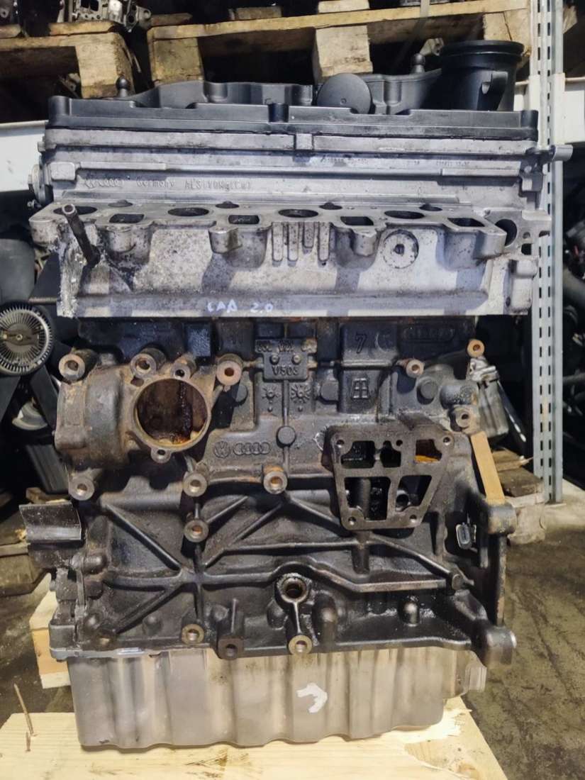 Двигатель CAA Volkswagen Caravelle T5 restailing 2.0 Дизель