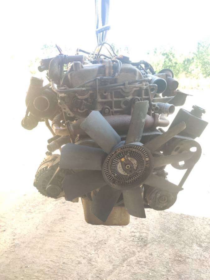 Двигатель A665011 SsangYong Rexton 1 2.7 Дизель
